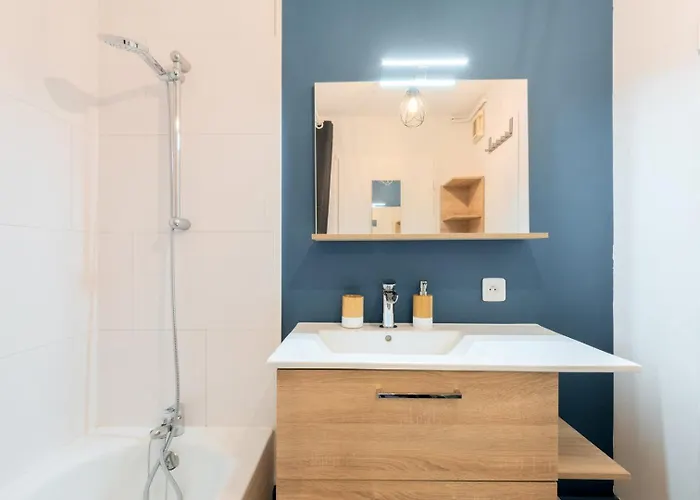 Apartment Lille, Fully-equipped With Parking Space *