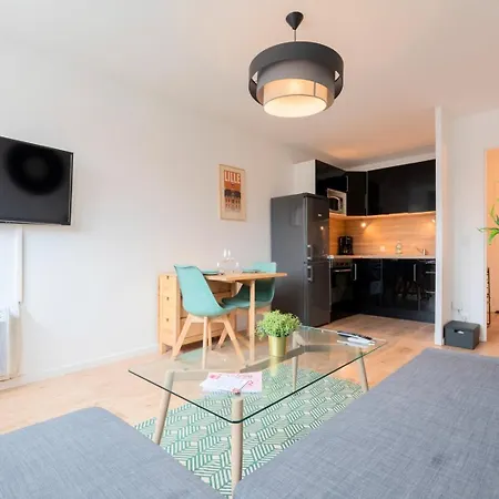 Appartement Lille, Fully-equipped With Parking Space *